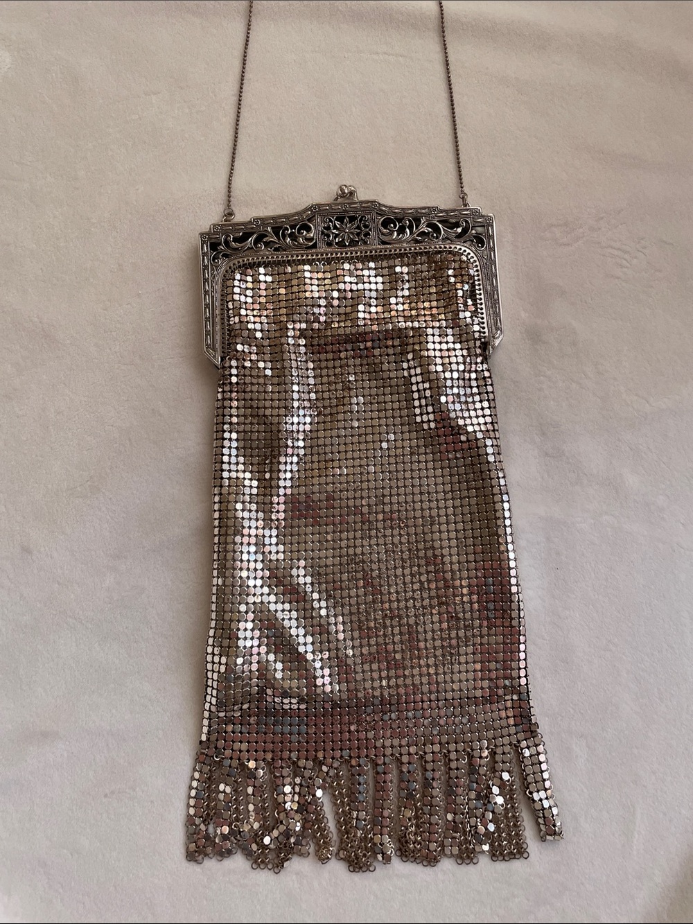 Antique Art Deco Whiting & Davis Silver Mesh Metal "flapper"Purse c.1920